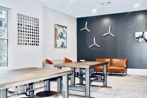 Dining - ⭐️ FLOWER-TREE STAY  (SELFIE-STATION) (The Woodlands)