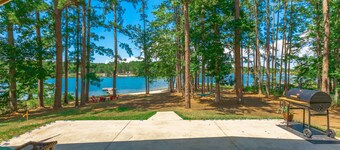 Fisher's Point Lakefront-South Toledo Bend-Hot Tub Private Beach Sleeps 6 Pets
