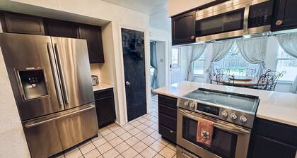 Dog-Friendly Keller Home: Fenced Yard, Game Nights, Near DFW & AT&T Stadium