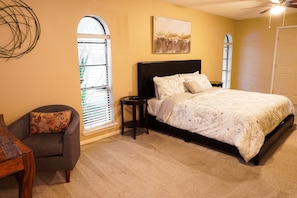 4 bedrooms, desk, iron/ironing board, WiFi