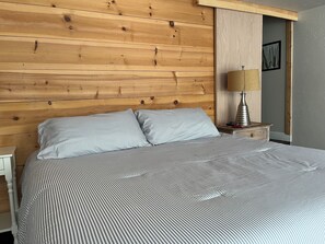3 Schlafzimmer, Schreibtisch, Bügeleisen/Bügelbrett, kostenloses WLAN