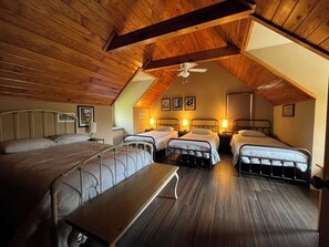 3 soverom, skrivebord, strykejern/-brett og wi-fi (inkludert)