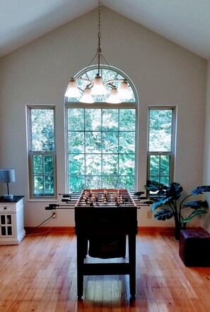 غرفة الألعاب