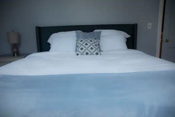 2 bedrooms, desk, iron/ironing board, free WiFi