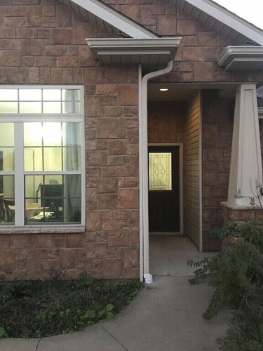 Beautiful Furnished Room