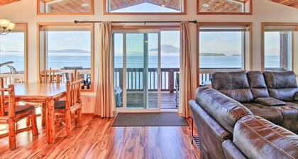 Waterfront Apt w/ Mtn View, Walk Into Town!