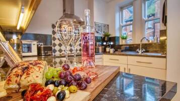 Fridge, coffee/tea maker, freezer