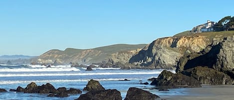 Una spiaggia nelle vicinanze, teli da spiaggia