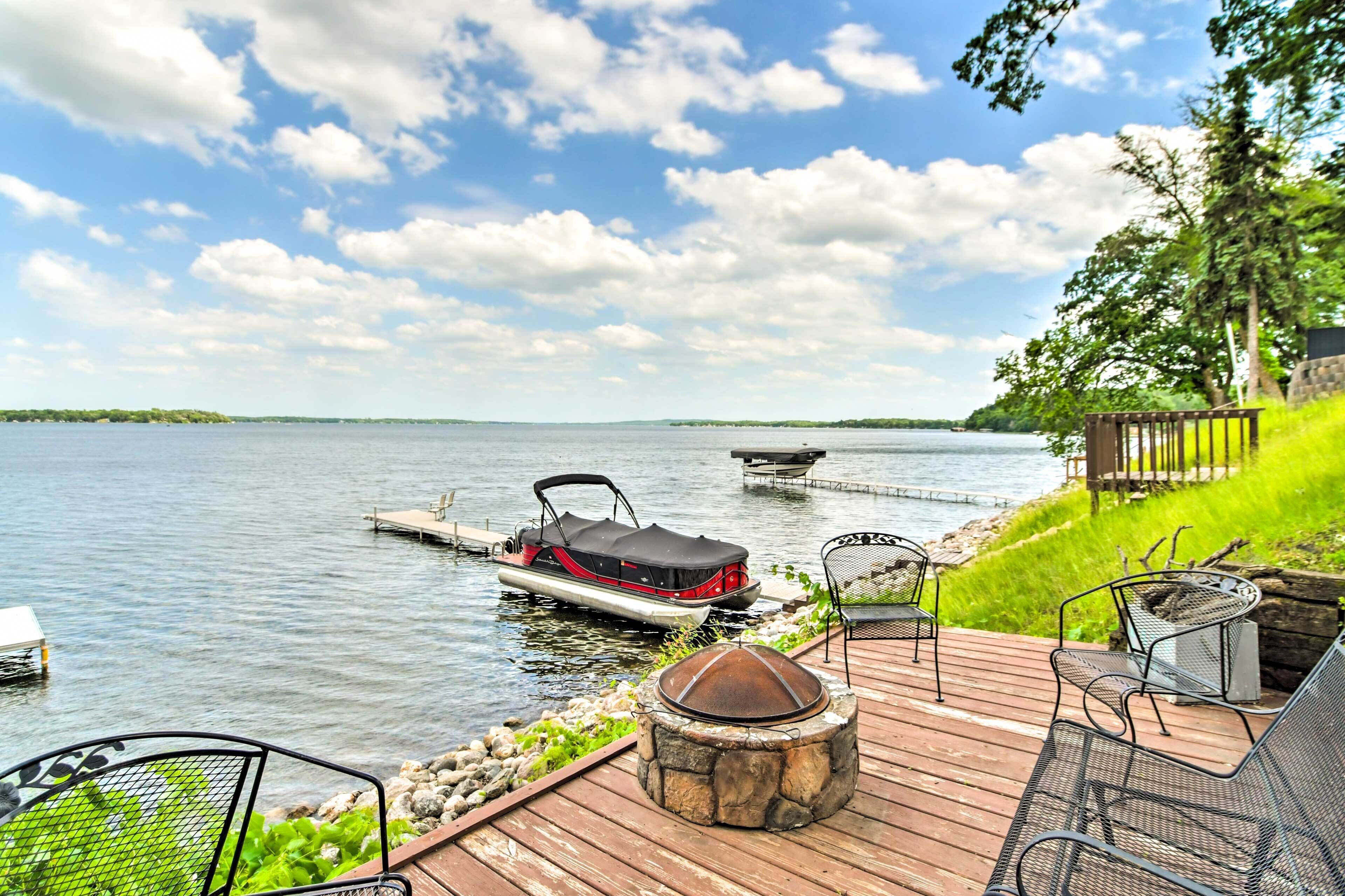 Family-Friendly Home on Pelican Lake w/ Fire Pit