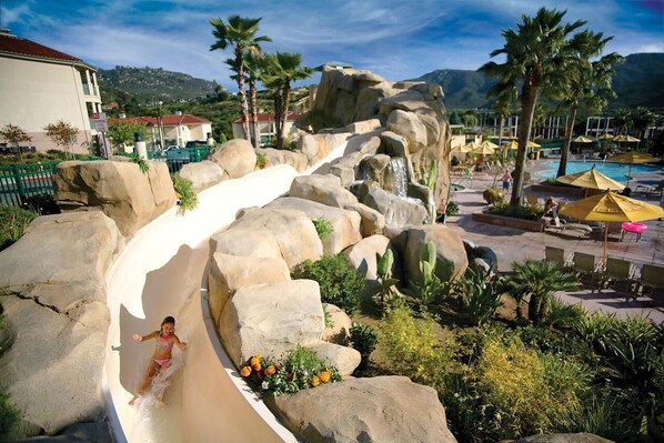 Outdoor pool - WELK RESORT near SAN DIEGO FAMILY FUN POOLS-GOLF-GAME ROOM-THEATER (Escondido)