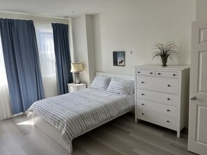 3 bedrooms, WiFi, bed sheets