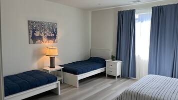 3 bedrooms, WiFi, bed sheets