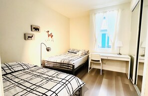 3 bedrooms, WiFi, bed sheets