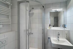 Haartrockner, Handtücher
