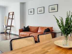 TV, video games - Living4malaga Sun Terrace Penthouse (Málaga)