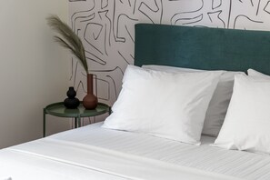 2 bedrooms, iron/ironing board, free WiFi - 3Bdr Modern Design & Bright Interiors in Plaka (Athens)