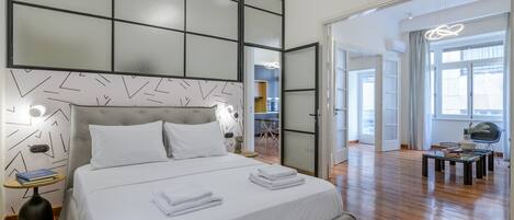 2 bedrooms, iron/ironing board, free WiFi