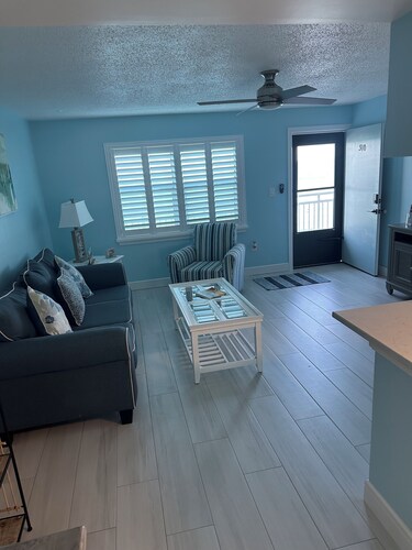 Beach Front 1 Bedroom Condo