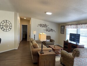 Una Smart TV, libros