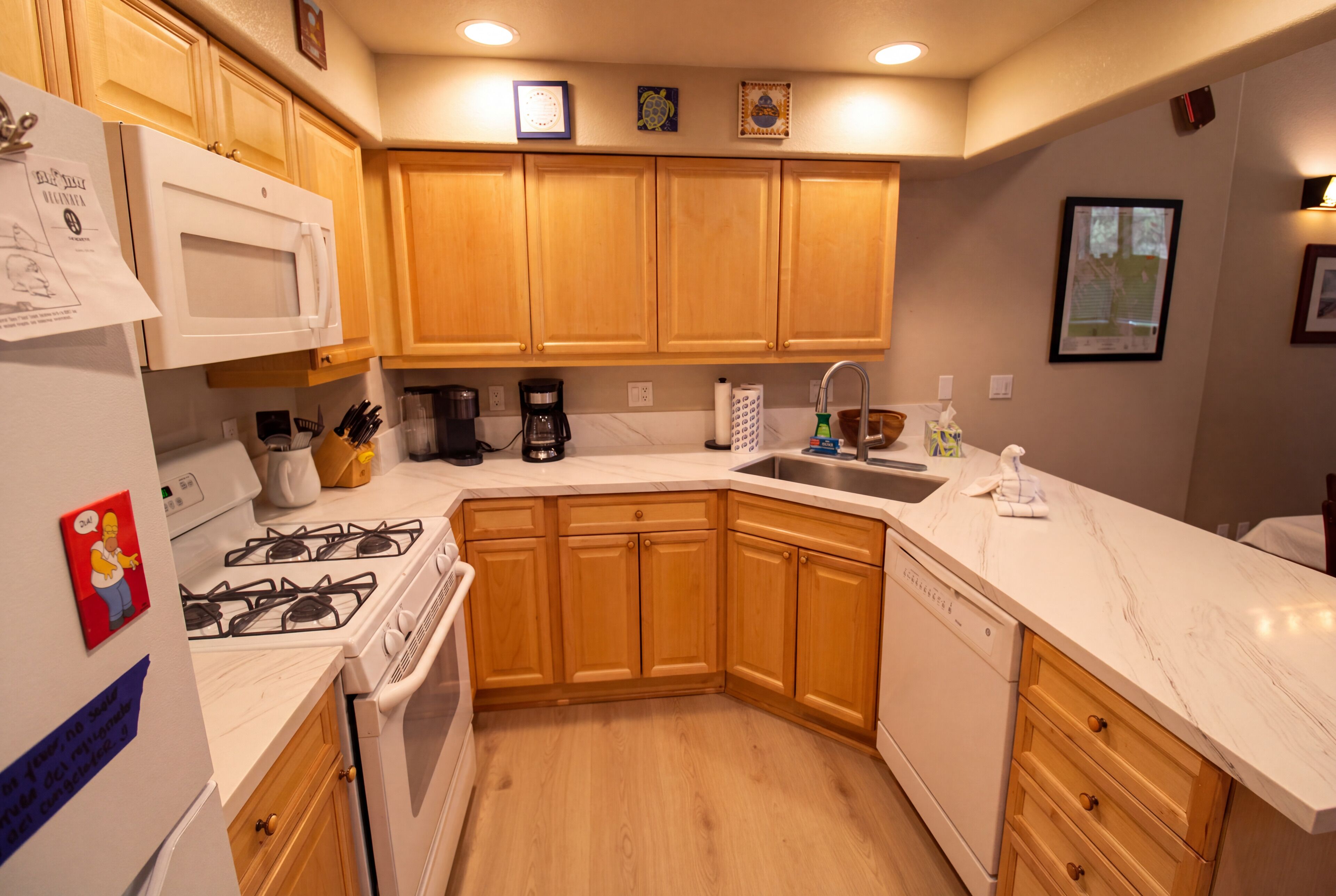 Coffee/tea maker, microwave, oven, dishwasher