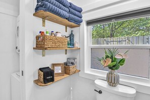 Interior - Secluded Tiny Home Only Minutes To ☀️ 🏝 Topsail Island, NC 🏝☀️ (Hampstead)