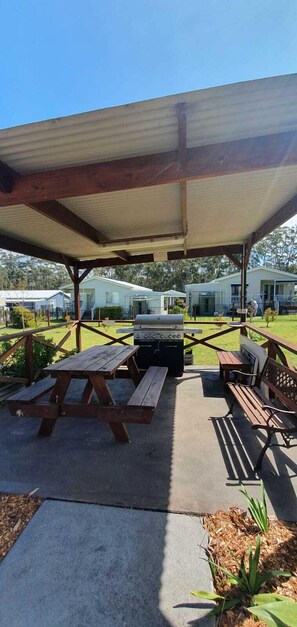 Exterior - Discover St Georges Basin (St. Georges Basin)