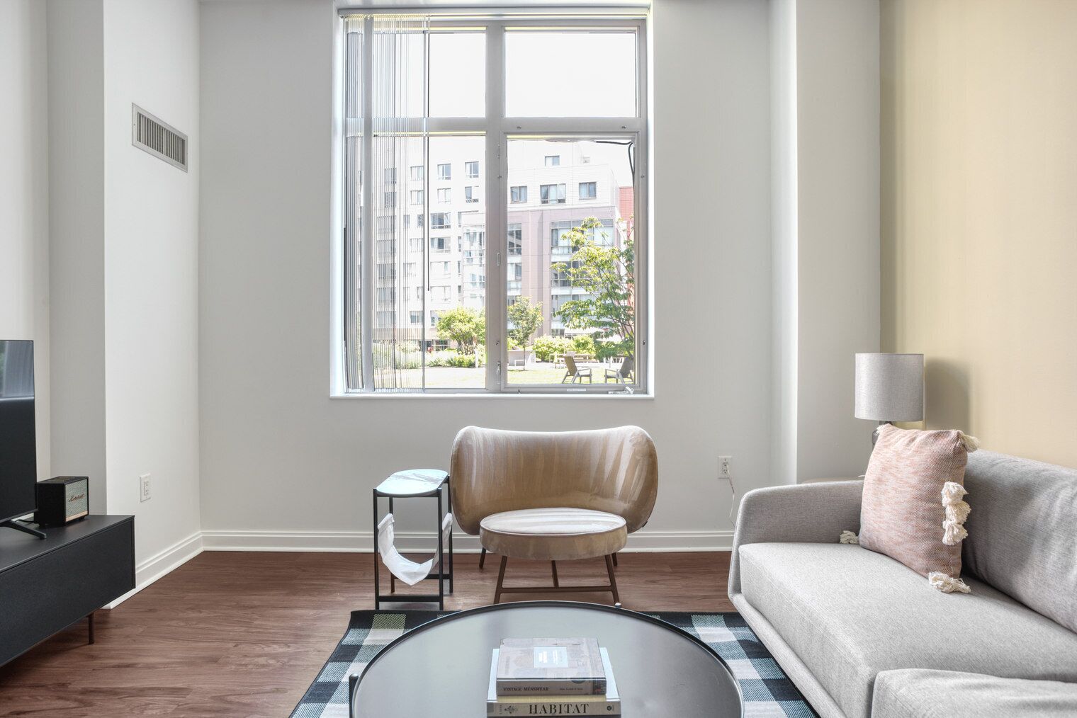 Lovely Kendall Square 1BR w/ Concierge & Gym, steps to MIT, by Blueground