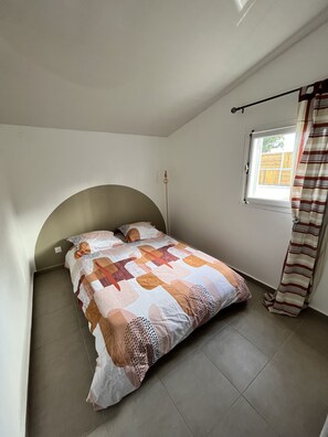 4 habitaciones, wifi gratis y ropa de cama 