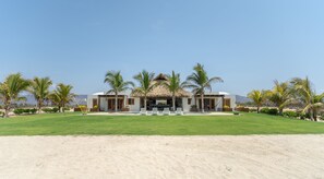 Exterior - Beach front house. Puerto Escondido, Oaxaca, Mexico (Bajos de Chila, San Pedro Mixtepec)