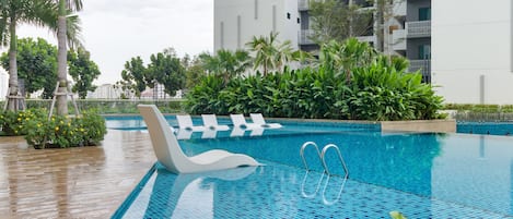 Utomhuspool