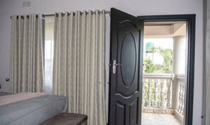 2 chambres, fer et planche à repasser, accès Internet, draps fournis