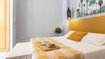 1 bedroom, iron/ironing board, Internet, bed sheets