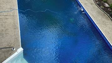 Piscine extérieure, piscine chauffée