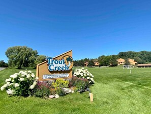 Property grounds - DOG Friendly Condo w/POOLS (1 Mile from Ski Hill) (Harbor Springs)