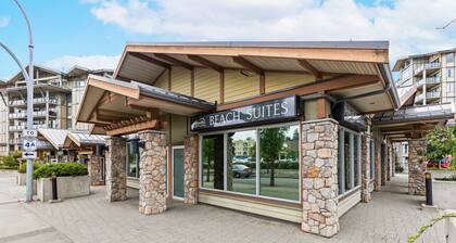 3-bedroom Daily Monthly Rates Available Unit 5