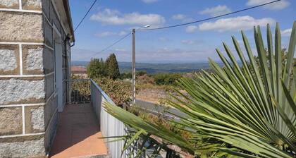 Ourense Termal, Ribeira Sacra and medieval towns.