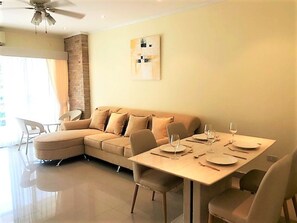 Apartment | Living room - 1-bed in View Talay 5D - Sleeps 2 - Close to Beach (Pattaya)