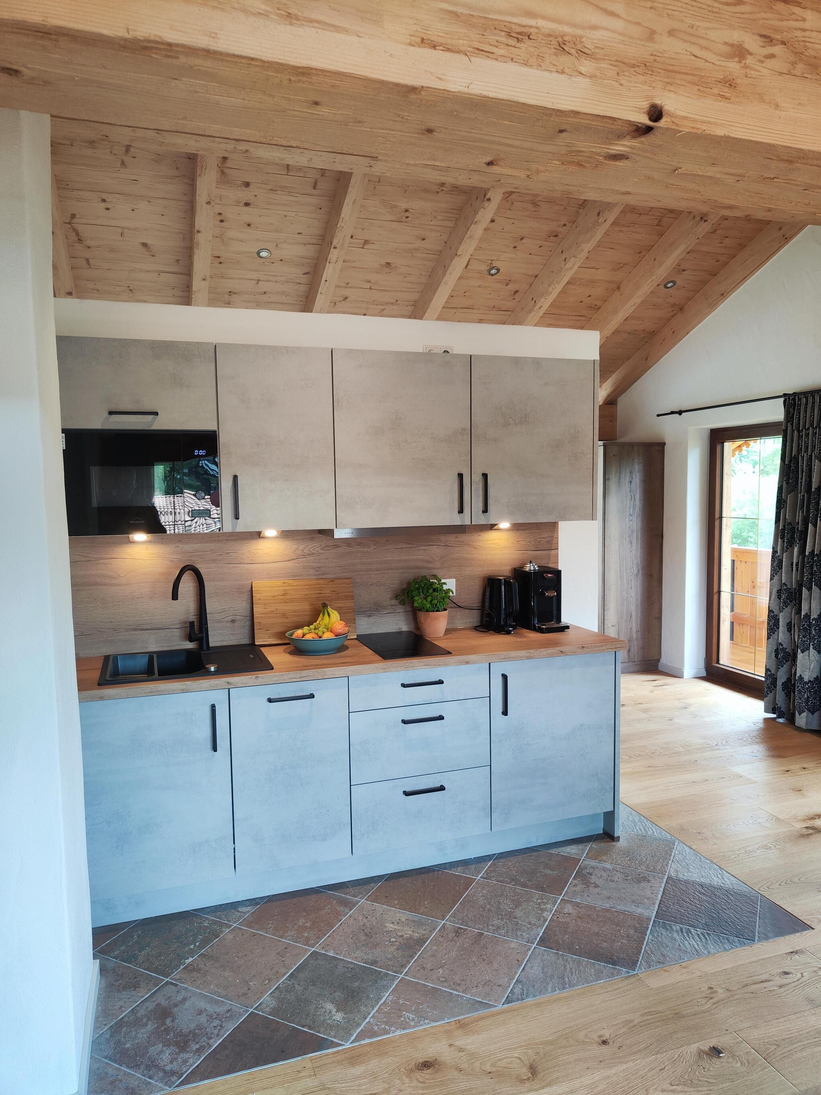 Kühlschrank, Ofen, Herdplatte, Geschirrspüler