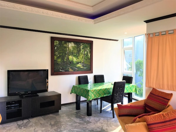Apartment | Living room