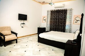 Executive Double Room | Premium bedding, desk, WiFi, bed sheets - Ranakpur Hill Resort (Desuri)