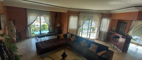 TV, DVD player, stereo