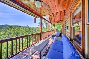 Property grounds - Secluded Blue Ridge Cabin: Walk to Trails! (Blue Ridge)