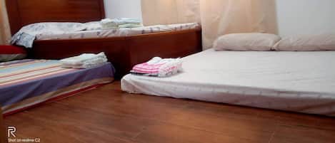 1 bedroom, WiFi, bed sheets
