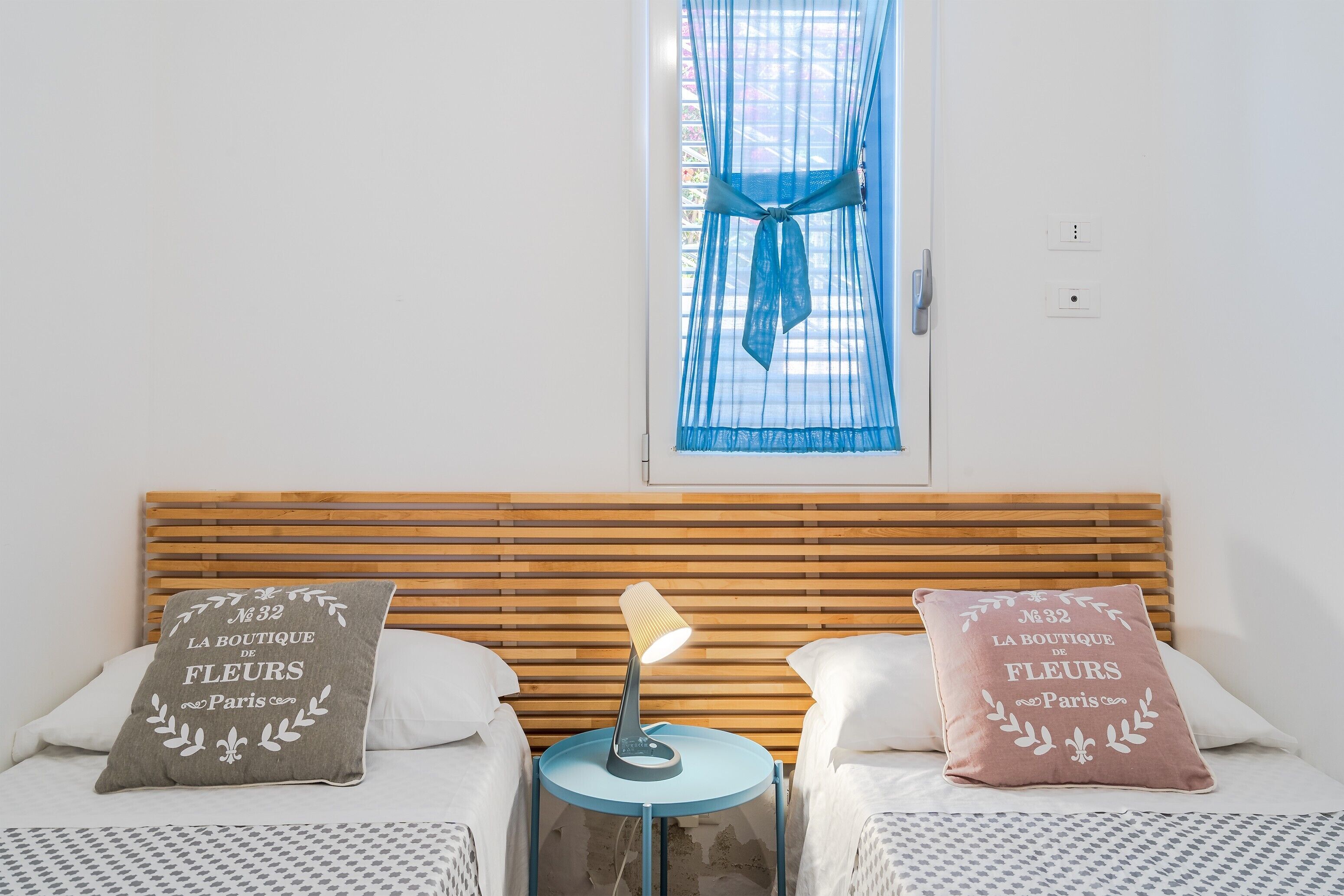 2 chambres, fer et planche à repasser, accès au Wi-Fi (inclus)