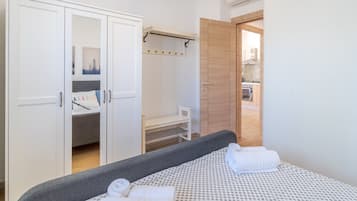 2 Schlafzimmer, Bügeleisen/Bügelbrett, kostenloses WLAN, Bettwäsche