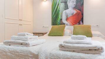 3 bedrooms, iron/ironing board, free WiFi, bed sheets