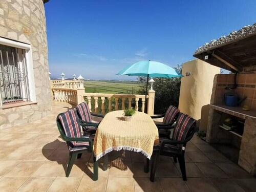 'Villa Petra' mit Meerblick, Pool und WLAN