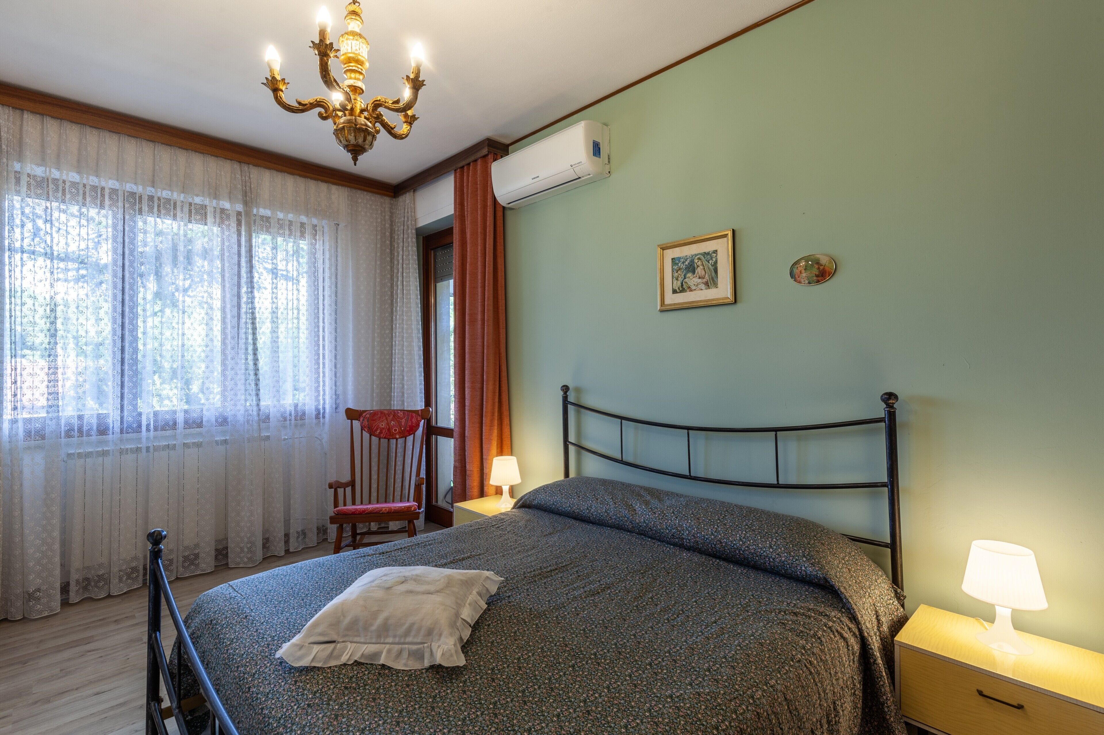 2 sovrum och sängkläder