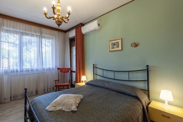 2 makuuhuonetta, vuodevaatteet