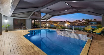 ☀️ SW Cape Coral Waterfront with heated Pool, Dock, Kayak & Gulf Access
